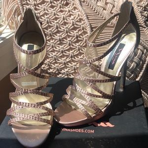 NINA BELINDA champagne color